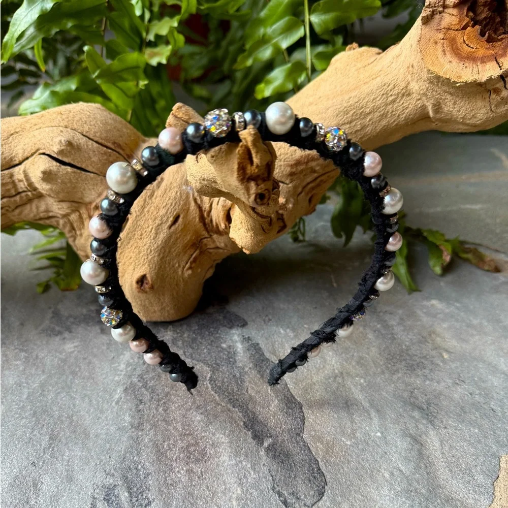 New🌟Free People-Elegant Black and Pearl Headband